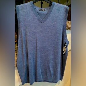 Mens NWOT Size 2XT Sweater Vest.   #1145